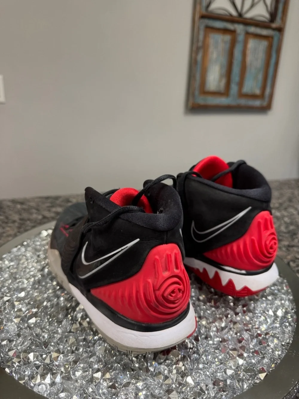 Nike Kyrie 6 bred Black and Red High-Top Basketball Sneakers 6Y
